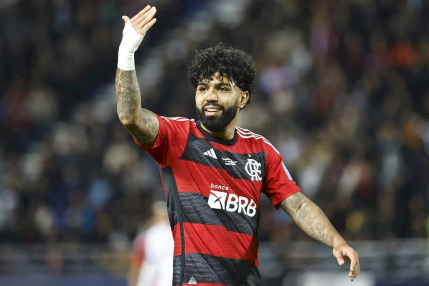 Gabigol, do Flamengo, sai em defesa de Vítor Pereira: ‘A gente está fechado’